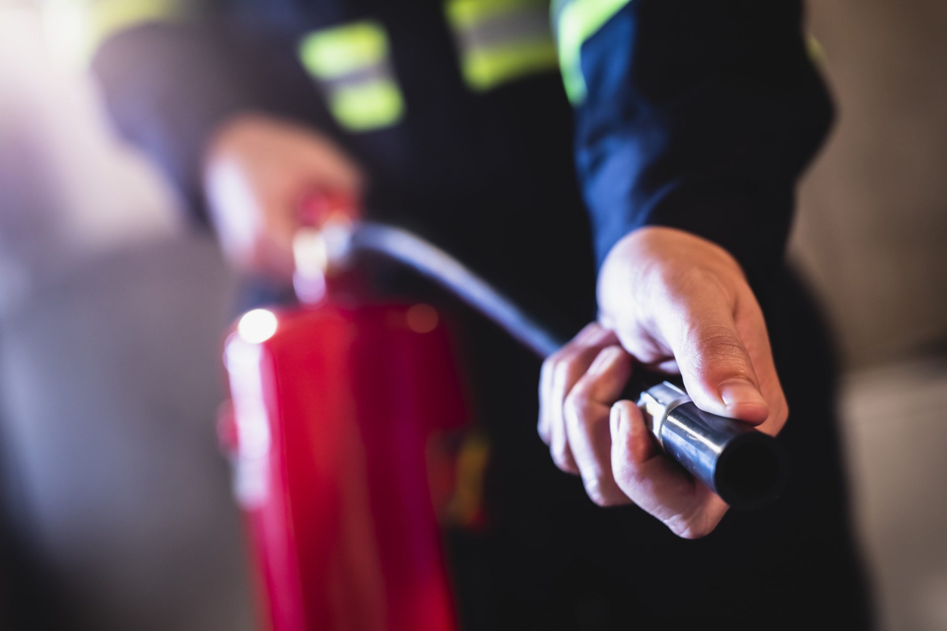 When is it mandatory to carry a fire extinguisher?